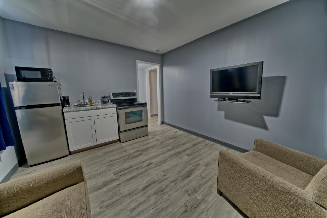 Aqua View Motel Lower Grand Lagoon Экстерьер фото